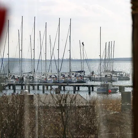 Ferienhaus Dali Am Yachthafen Prázdninový dům *
