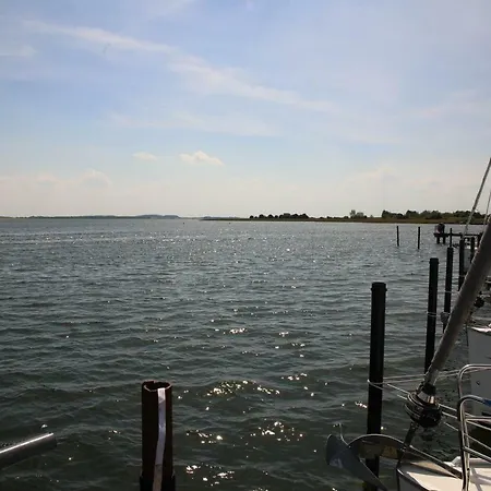 Prázdninový dům Ferienhaus Dali Am Yachthafen